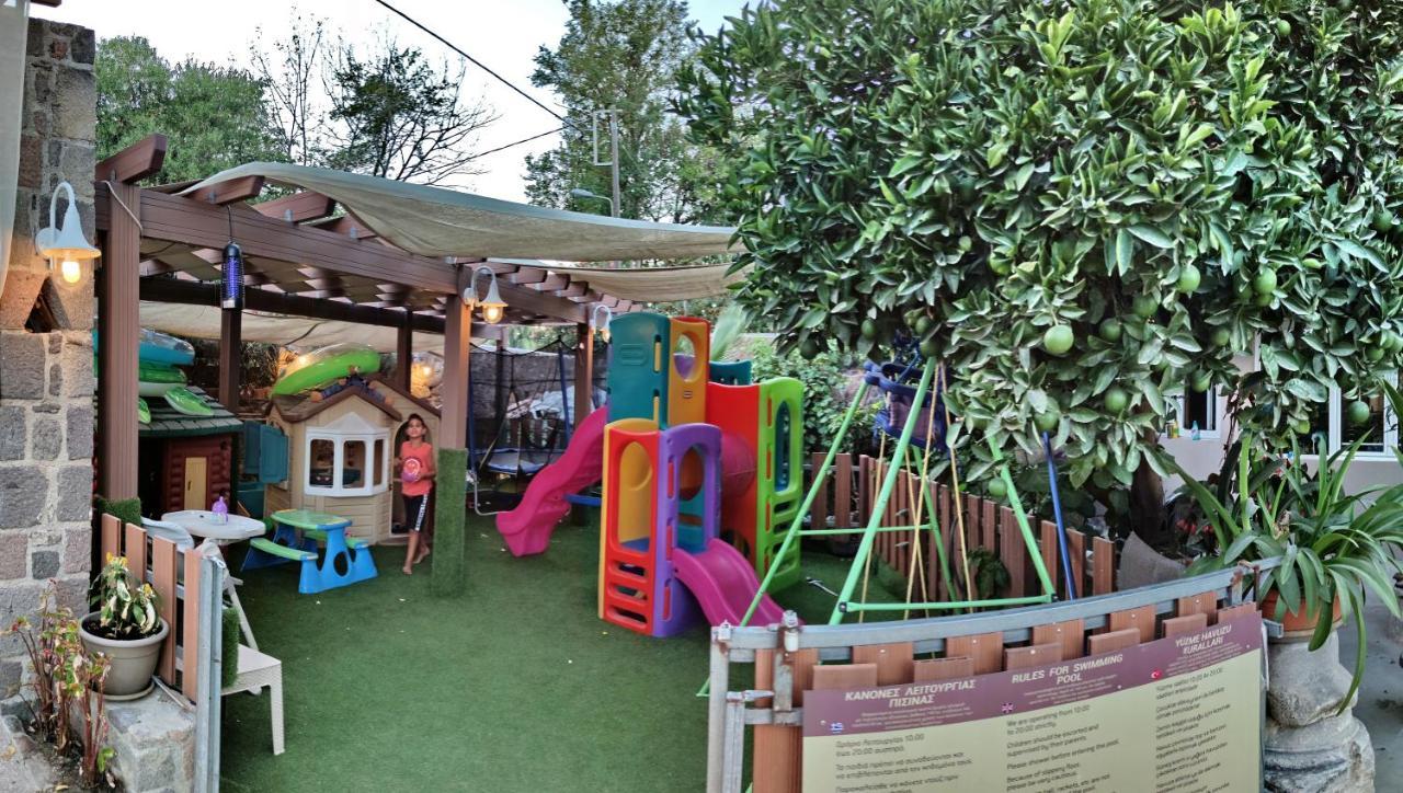 Loutrópolis Thermís Galazio Asteri 1 Green, Luxury & Eco מראה חיצוני תמונה